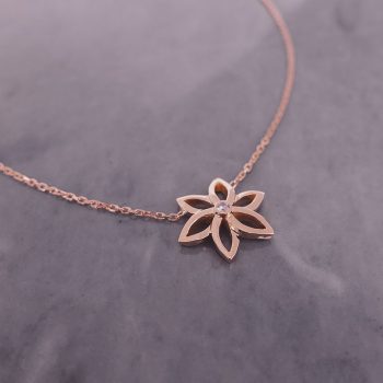 flower star shaped gold necklace for her woman